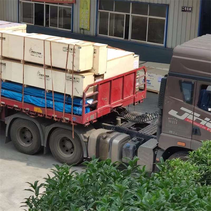 石嘴山至新疆阿勒泰福海县物流专线，一站式服务，让您的货物畅行无忧